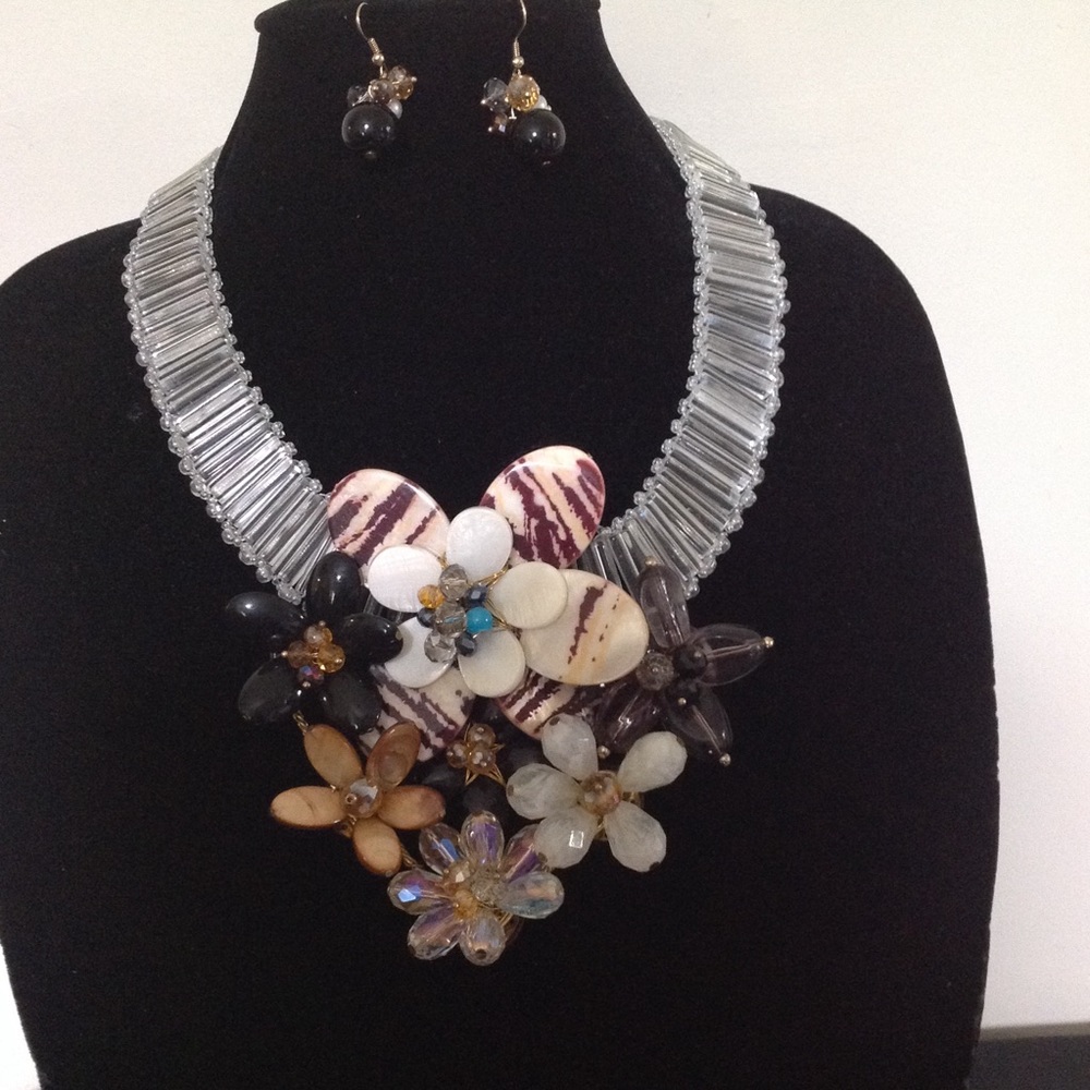 Statement Necklace with real stones